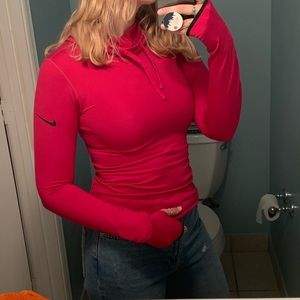 nike pro dri-fit hoodie